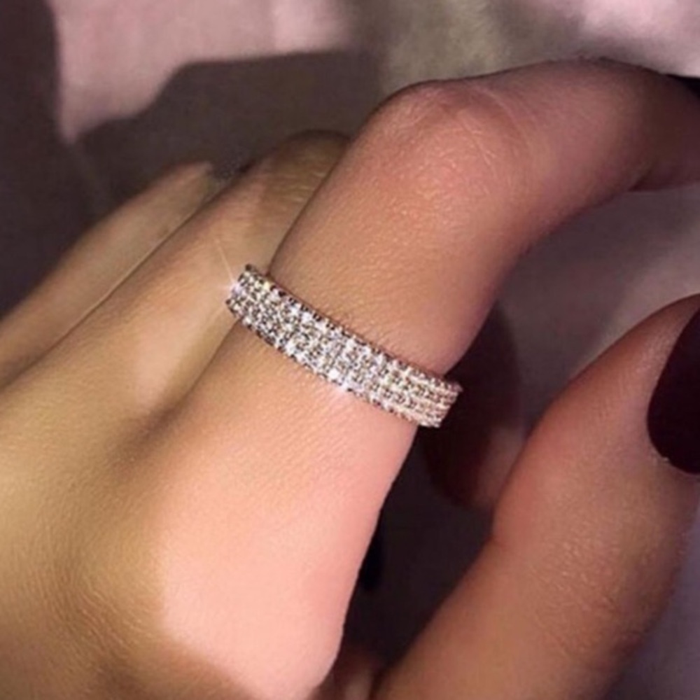 Sterling silver eternity band ring - Picture 6 of 6